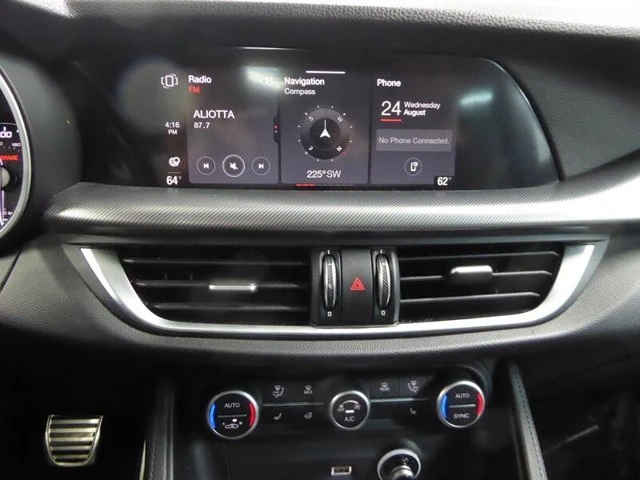 2020 Alfa Romeo Stelvio - Image 12 of 20