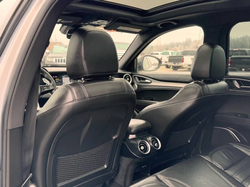 2020 Alfa Romeo Stelvio - Image 16 of 20