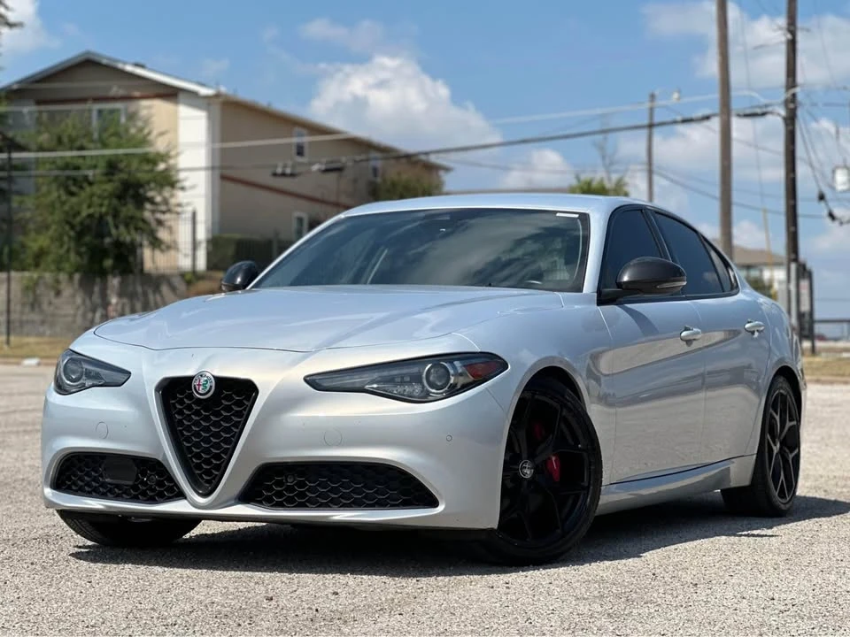 2020 Alfa Romeo Giulia - Image 2 of 10