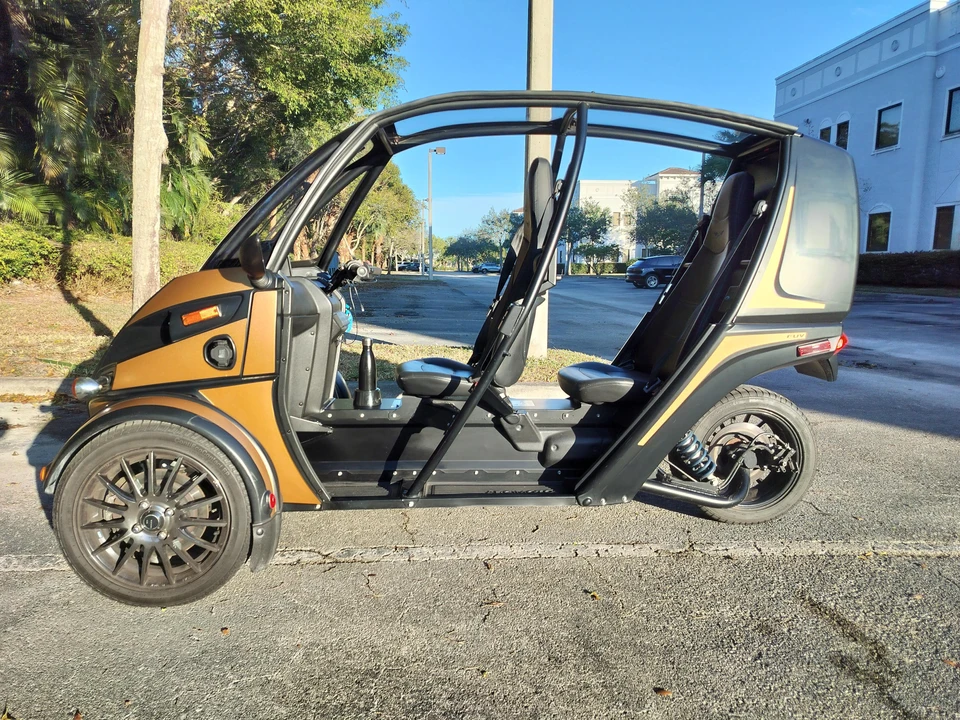 2020 Arcimoto - Image 12 of 31