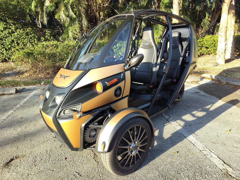 2020 Arcimoto - Image 9 of 31