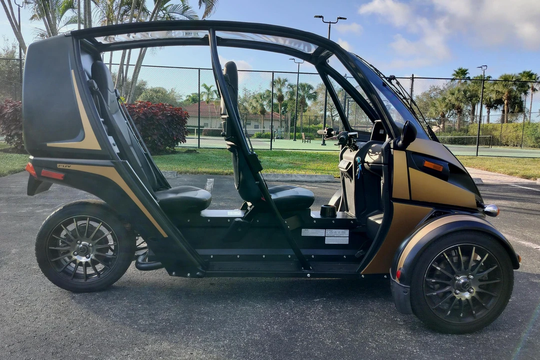 2020 Arcimoto - Image 4 of 31