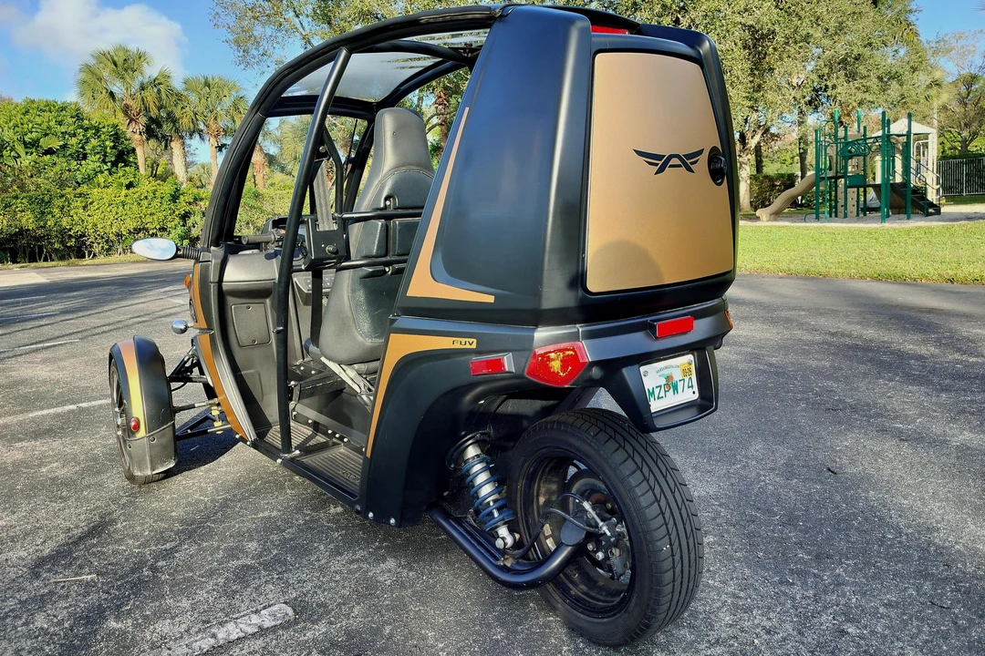 2020 Arcimoto - Image 5 of 31