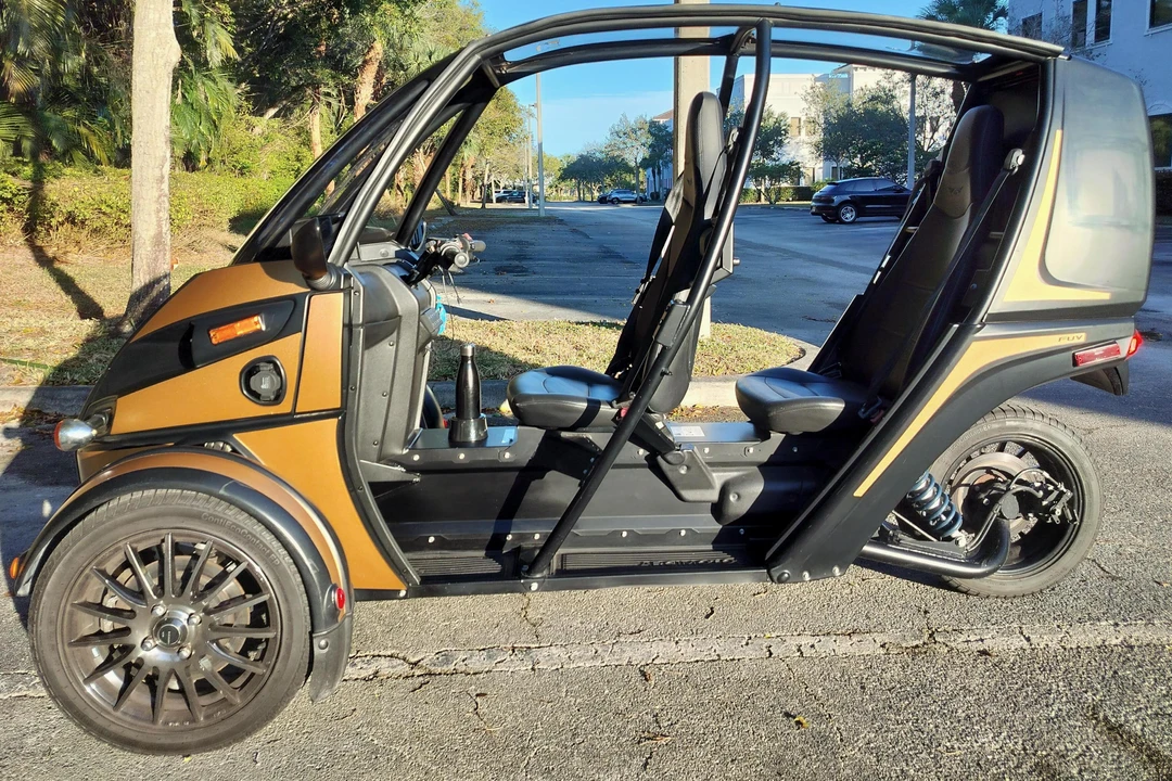 2020 Arcimoto - Image 3 of 31