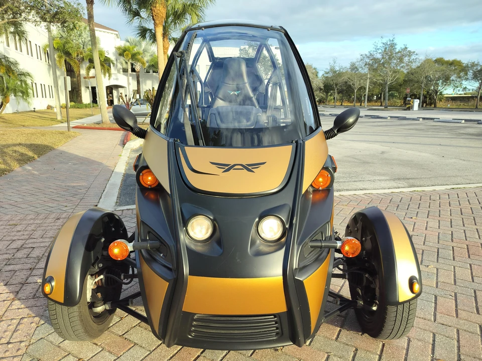 2020 Arcimoto - Image 6 of 31