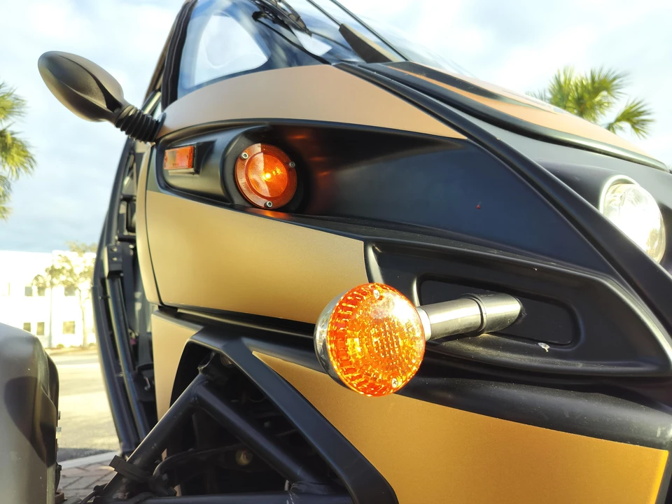 2020 Arcimoto - Image 18 of 31