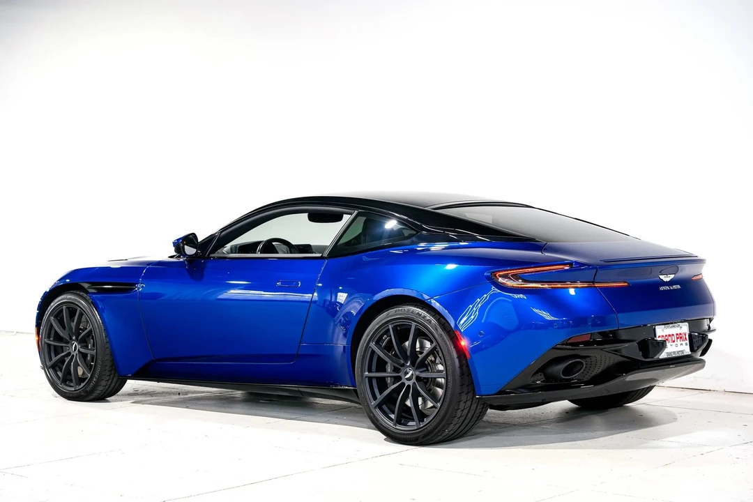 2020 Aston Martin DB11 AMR - Image 8 of 12