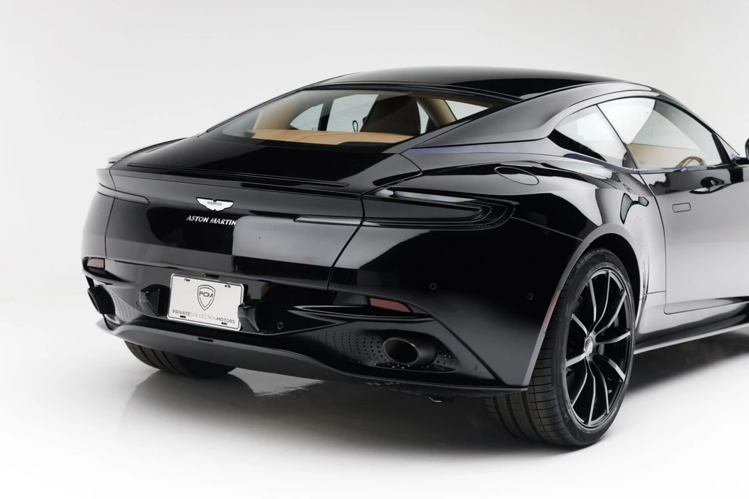 2020 Aston Martin DB11 AMR - Image 18 of 31