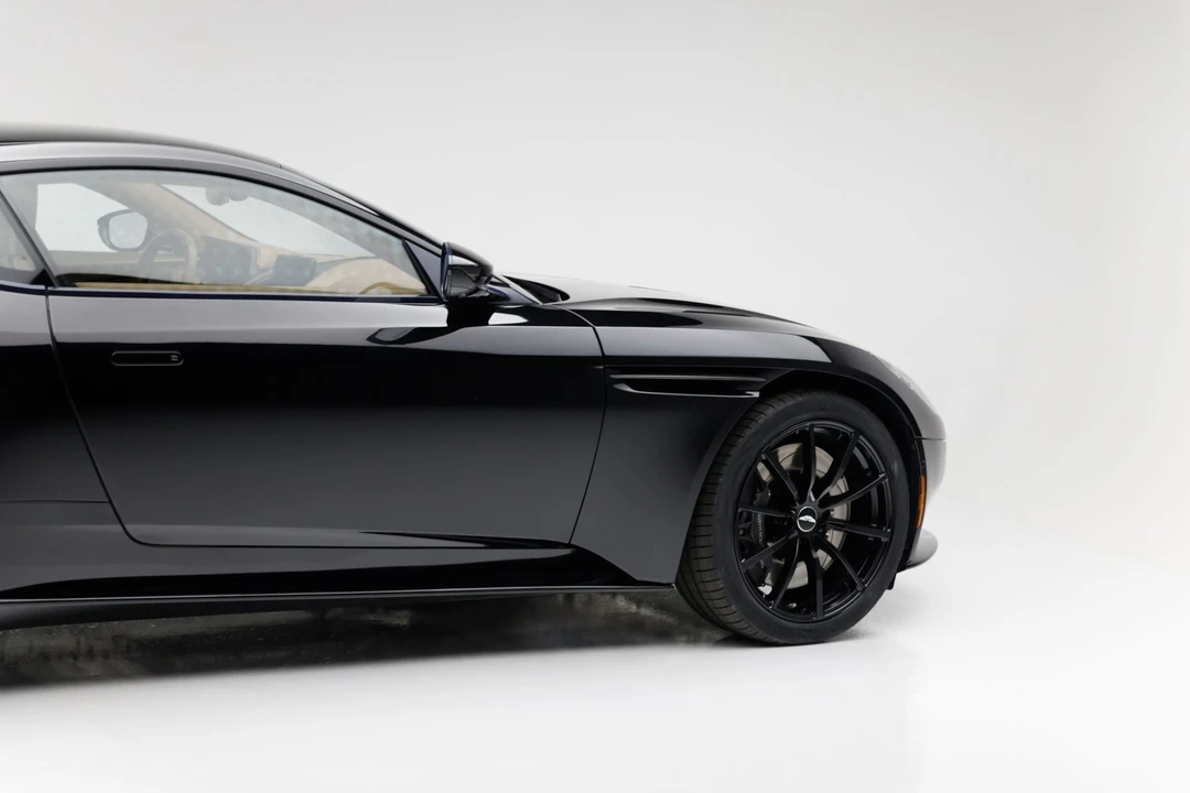 2020 Aston Martin DB11 AMR - Image 24 of 31