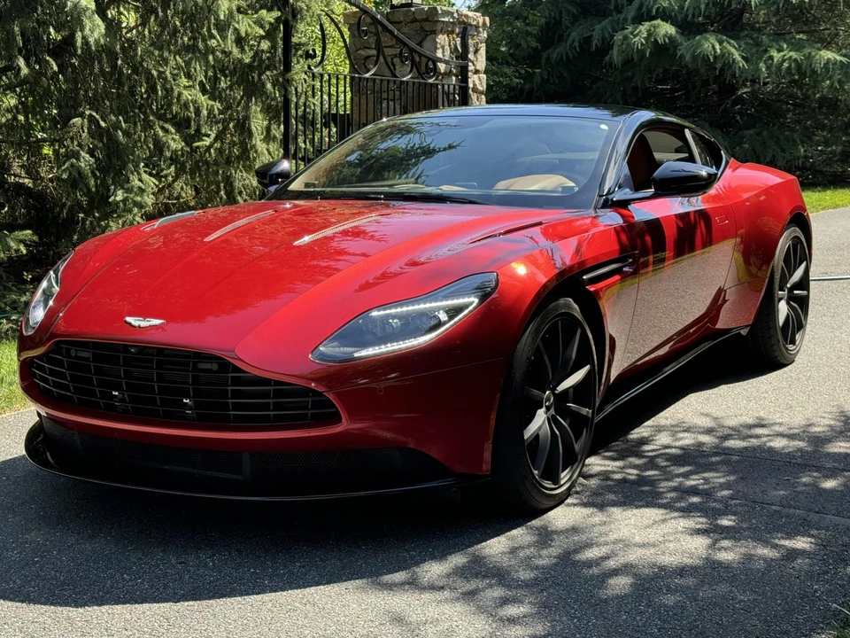 2020 Aston Martin DB11 AMR - Image 5 of 31