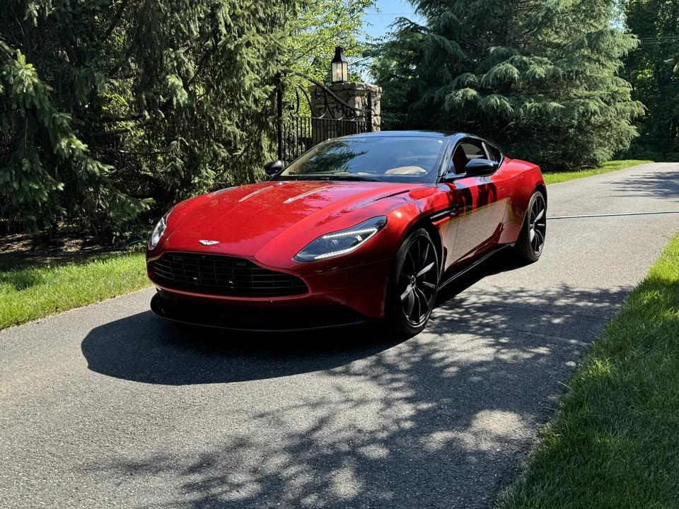 2020 Aston Martin DB11 AMR - Image 7 of 31