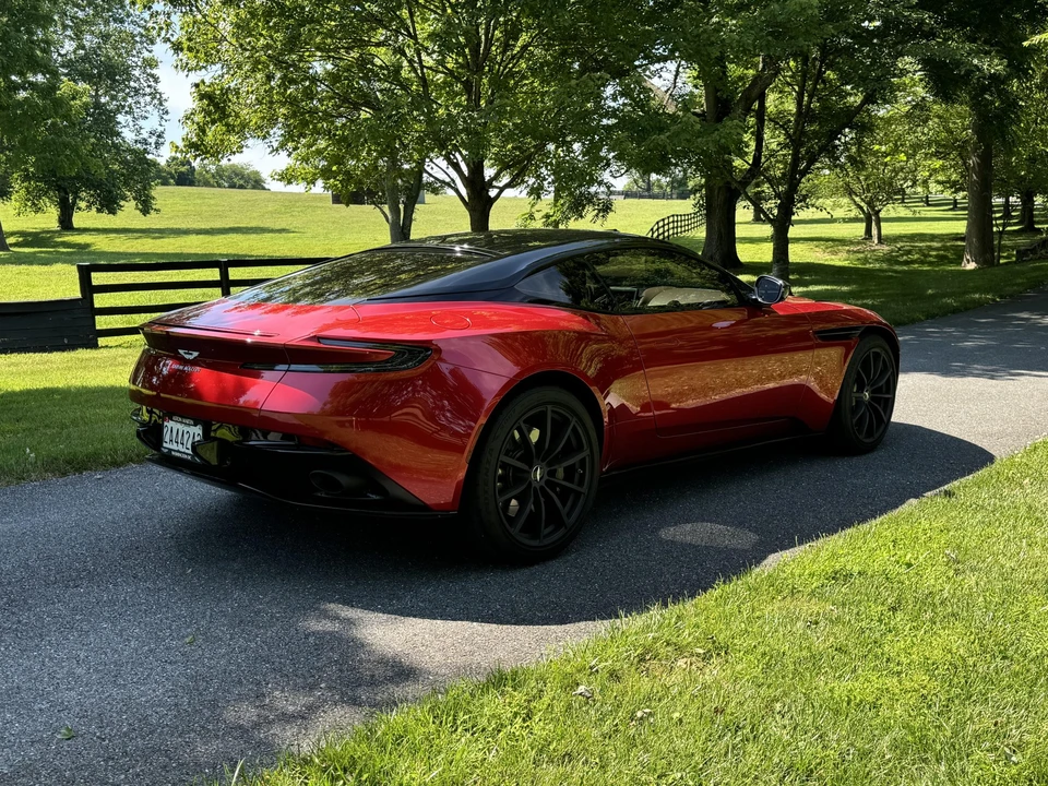 2020 Aston Martin DB11 AMR - Image 23 of 31
