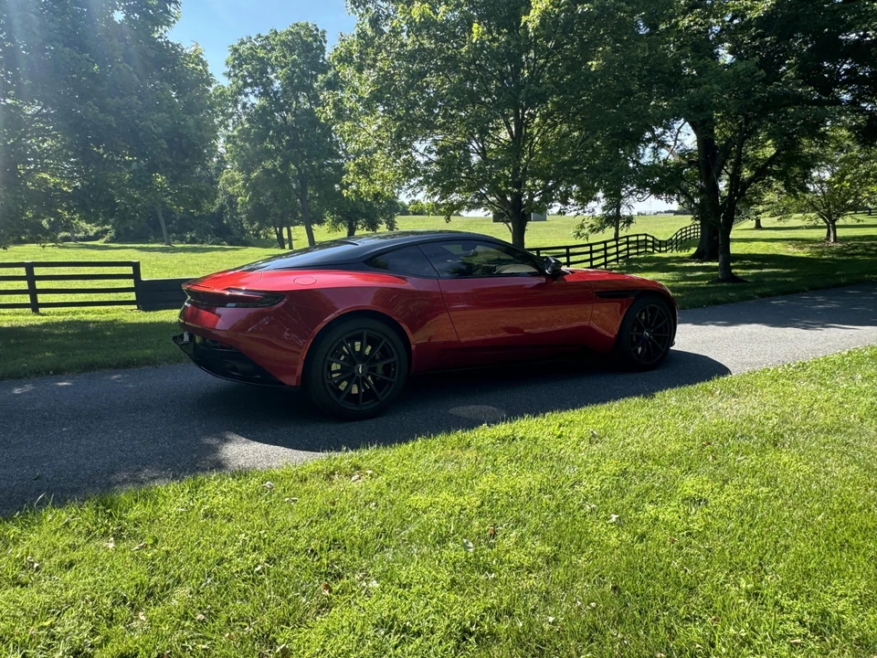 2020 Aston Martin DB11 AMR - Image 21 of 31