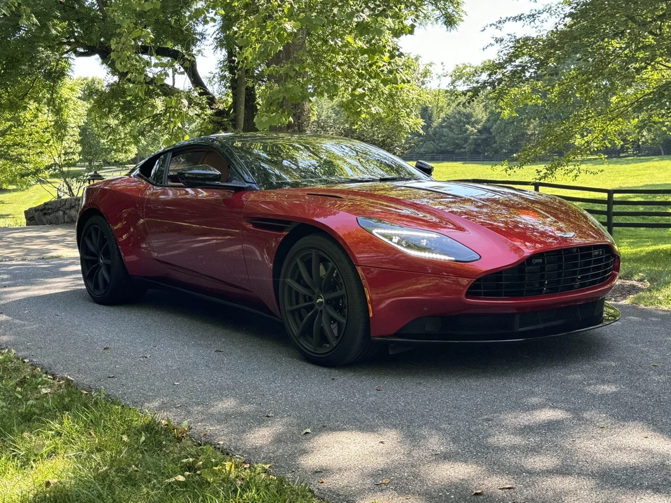 2020 Aston Martin DB11 AMR - Image 16 of 31