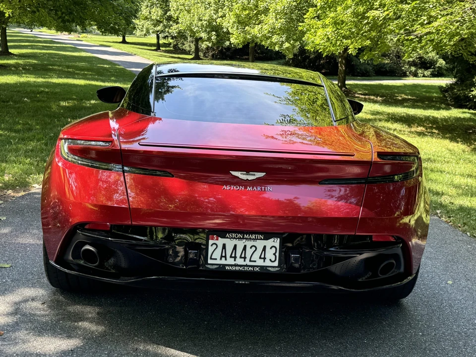 2020 Aston Martin DB11 AMR - Image 28 of 31