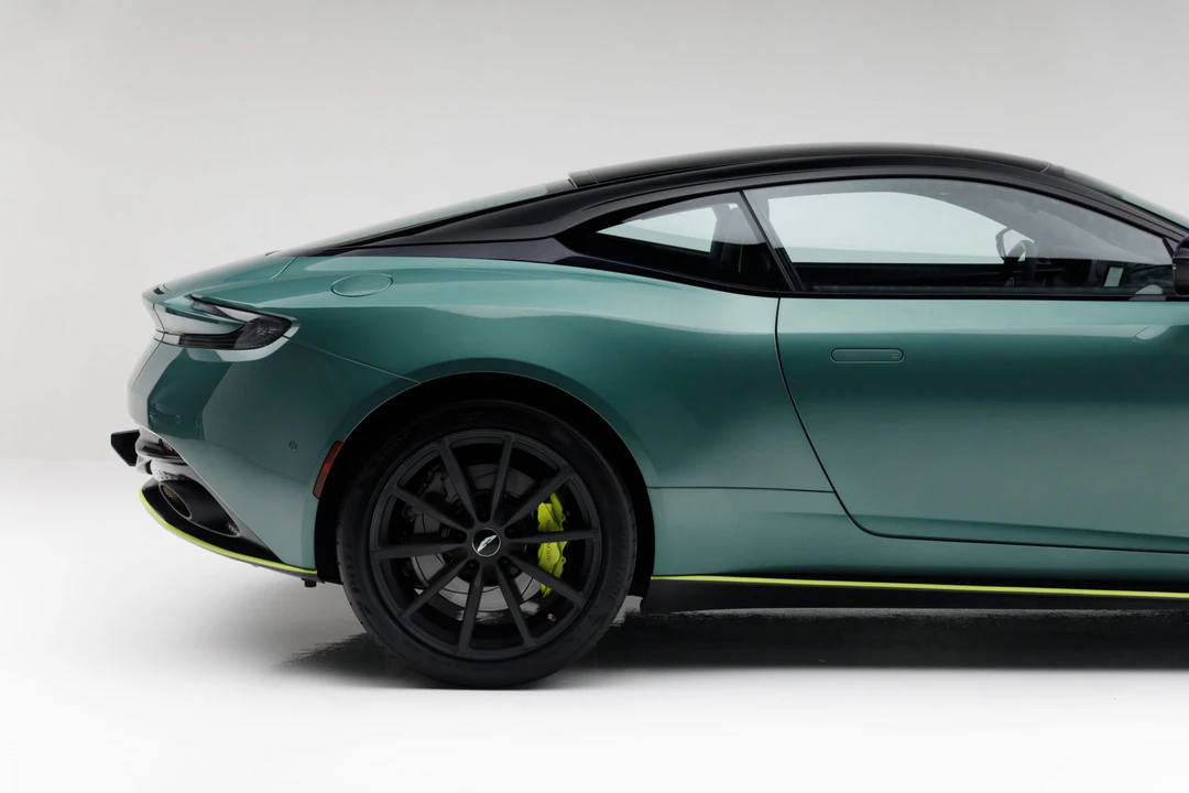 2020 Aston Martin DB11 AMR - Image 23 of 31