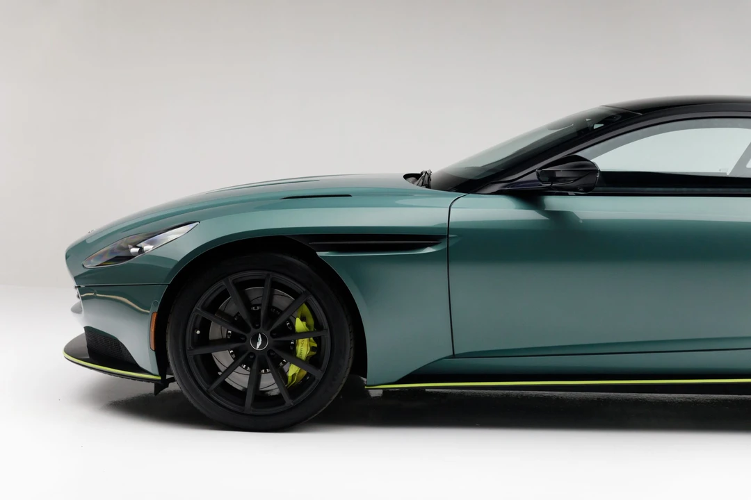 2020 Aston Martin DB11 AMR - Image 17 of 31