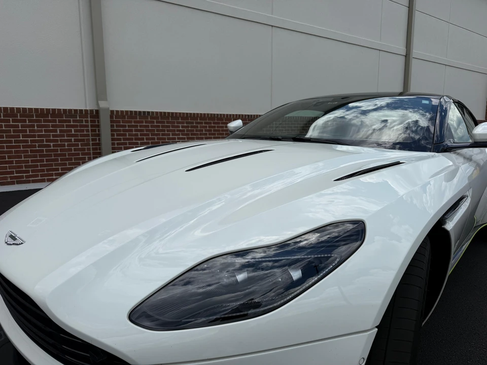 2020 Aston Martin DB11 AMR - Image 19 of 31