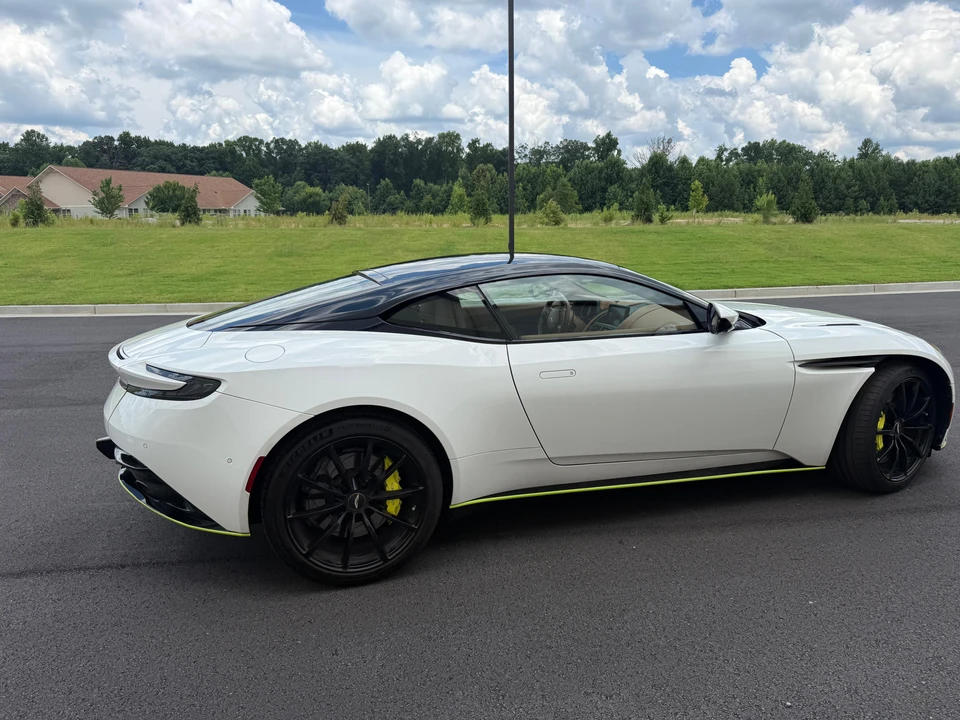 2020 Aston Martin DB11 AMR - Image 14 of 31