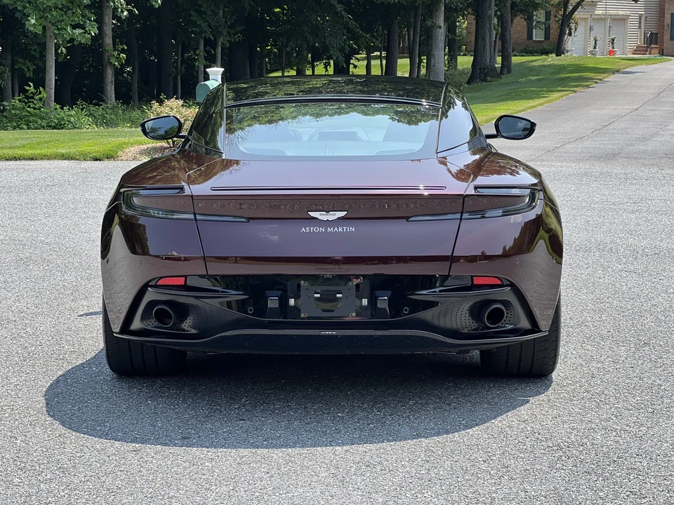2020 Aston Martin DB11 AMR - Image 9 of 31