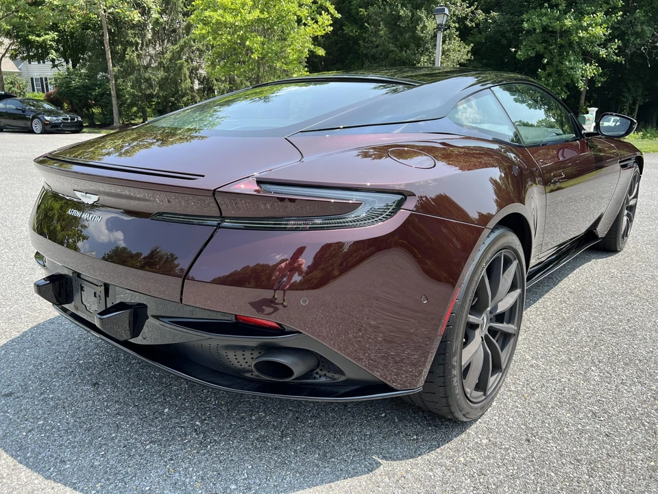 2020 Aston Martin DB11 AMR - Image 8 of 31