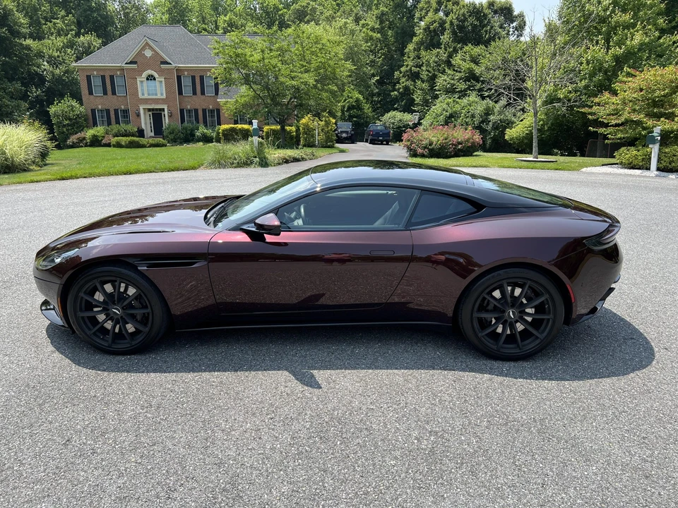 2020 Aston Martin DB11 AMR - Image 24 of 31