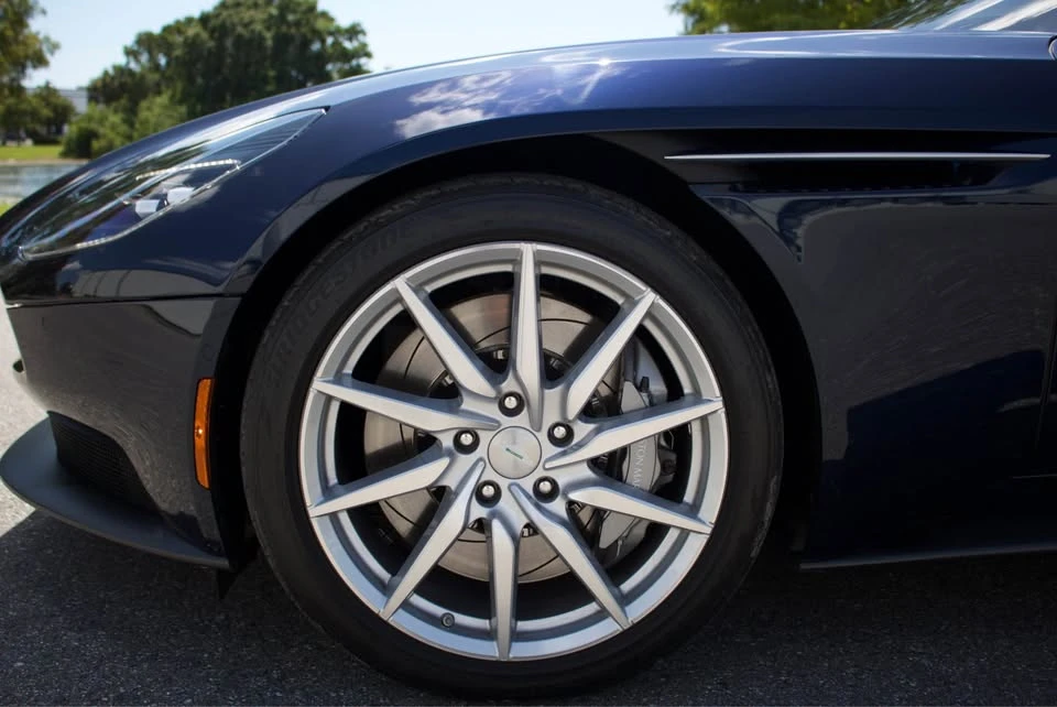 2020 Aston Martin DB11 - Image 2 of 17