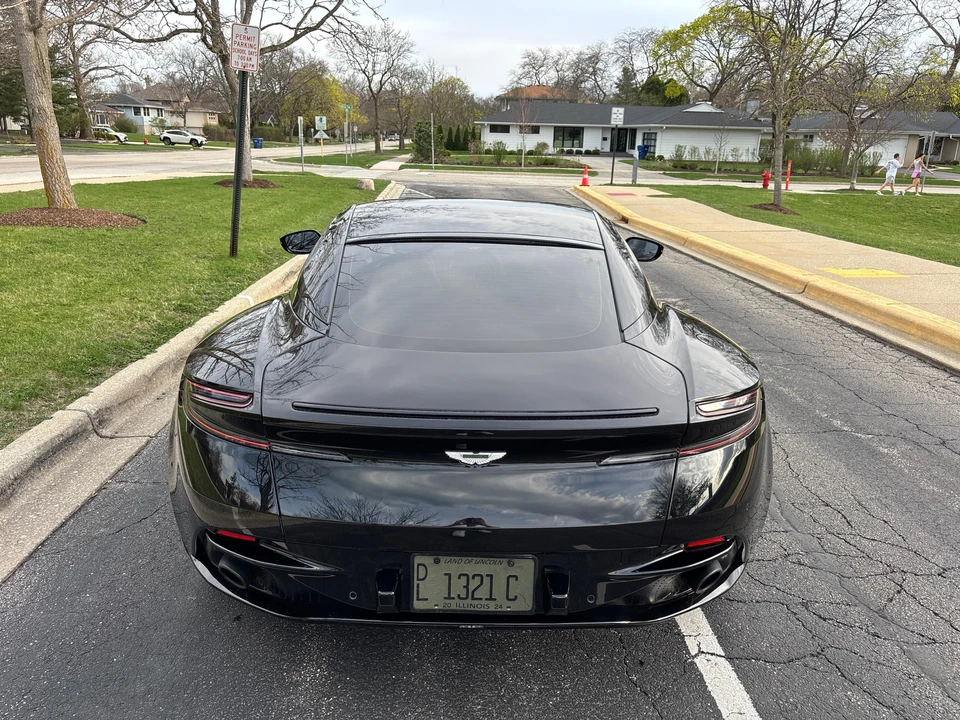 2020 Aston Martin DB11 - Image 11 of 31