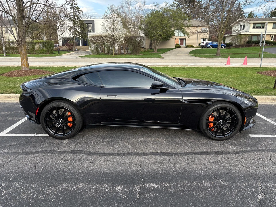 2020 Aston Martin DB11 - Image 12 of 31