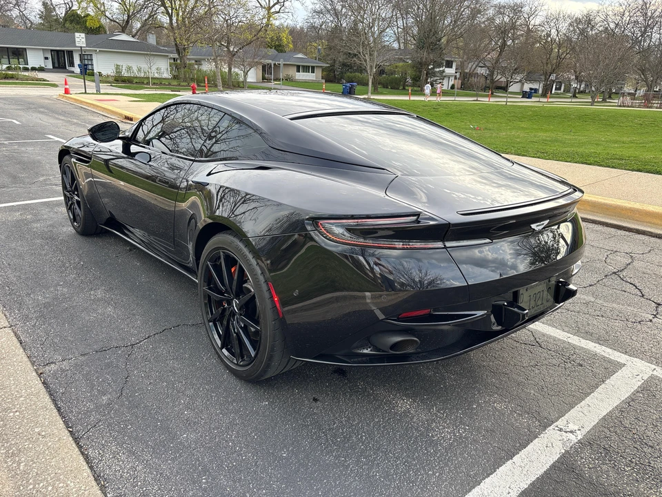 2020 Aston Martin DB11 - Image 10 of 31
