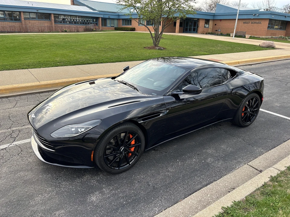 2020 Aston Martin DB11 - Image 9 of 31