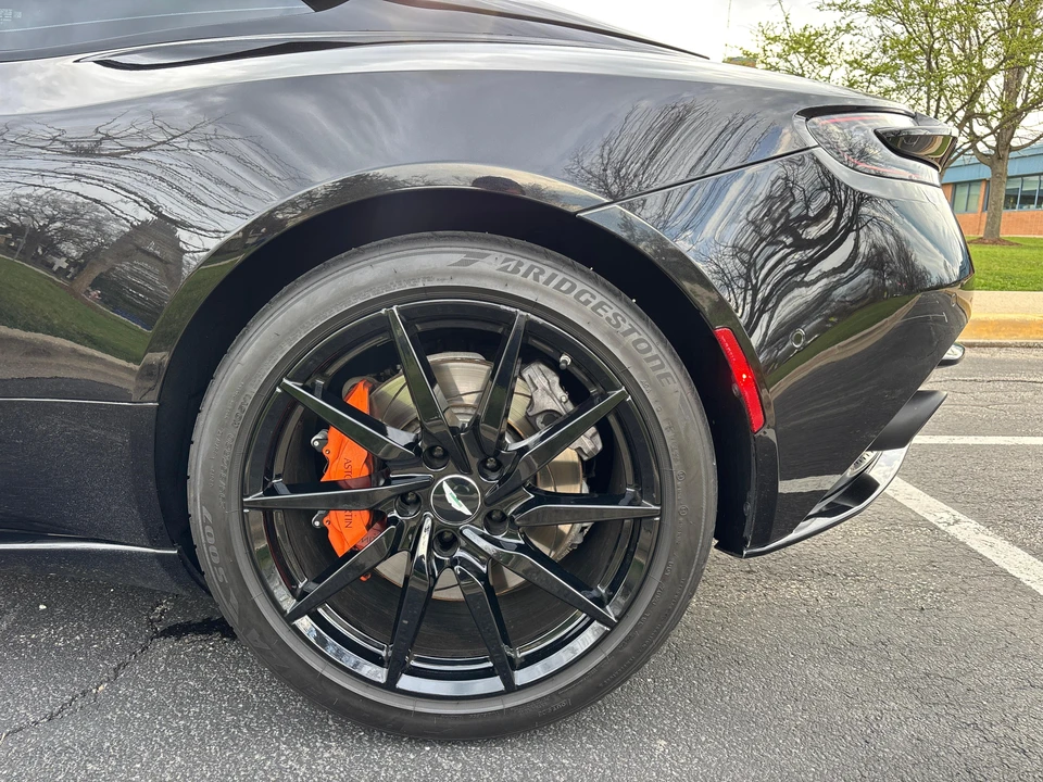 2020 Aston Martin DB11 - Image 20 of 31