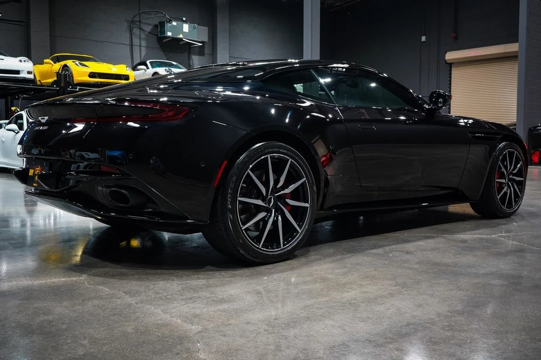 2020 Aston Martin DB11 - Image 6 of 31