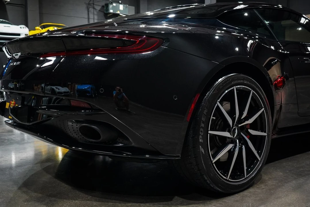 2020 Aston Martin DB11 - Image 25 of 31