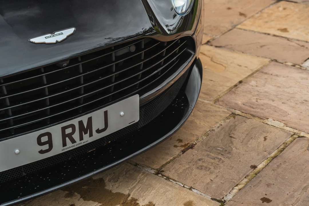 2020 Aston Martin DB11 - Image 27 of 31