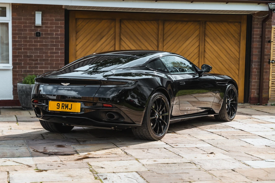 2020 Aston Martin DB11 - Image 16 of 31