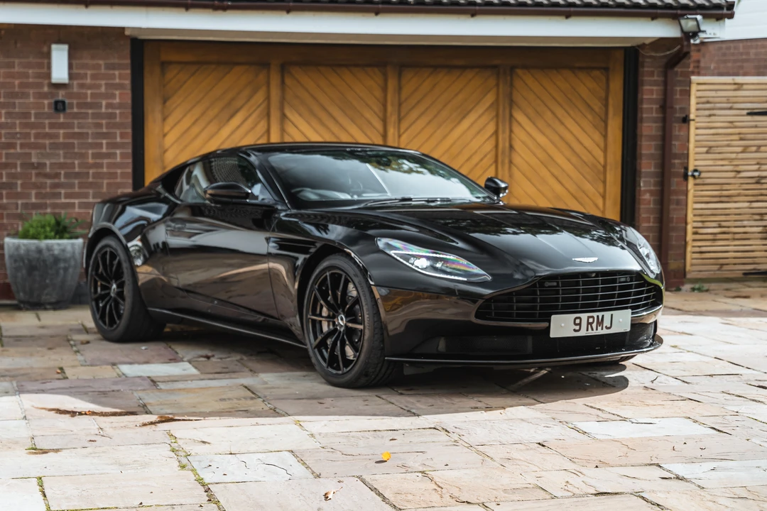 2020 Aston Martin DB11 - Image 10 of 31