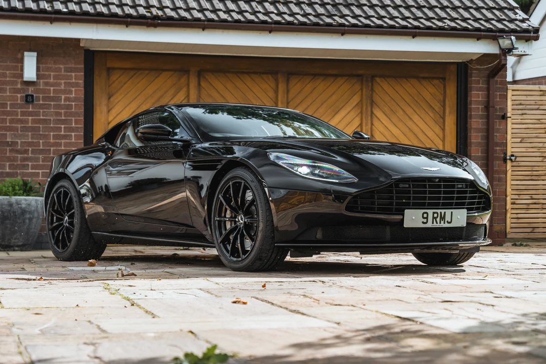 2020 Aston Martin DB11 - Image 18 of 31