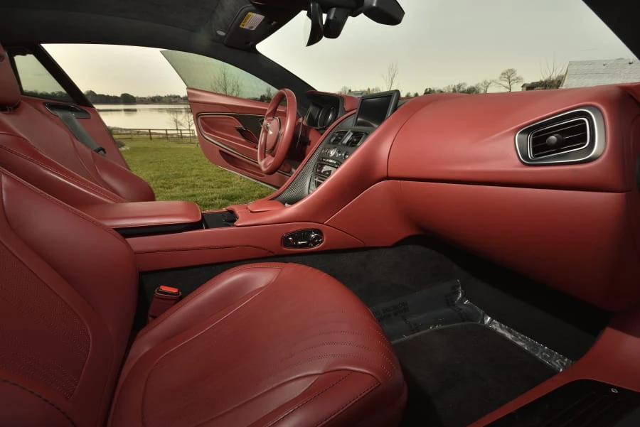 2020 Aston Martin DB11 - Image 26 of 31