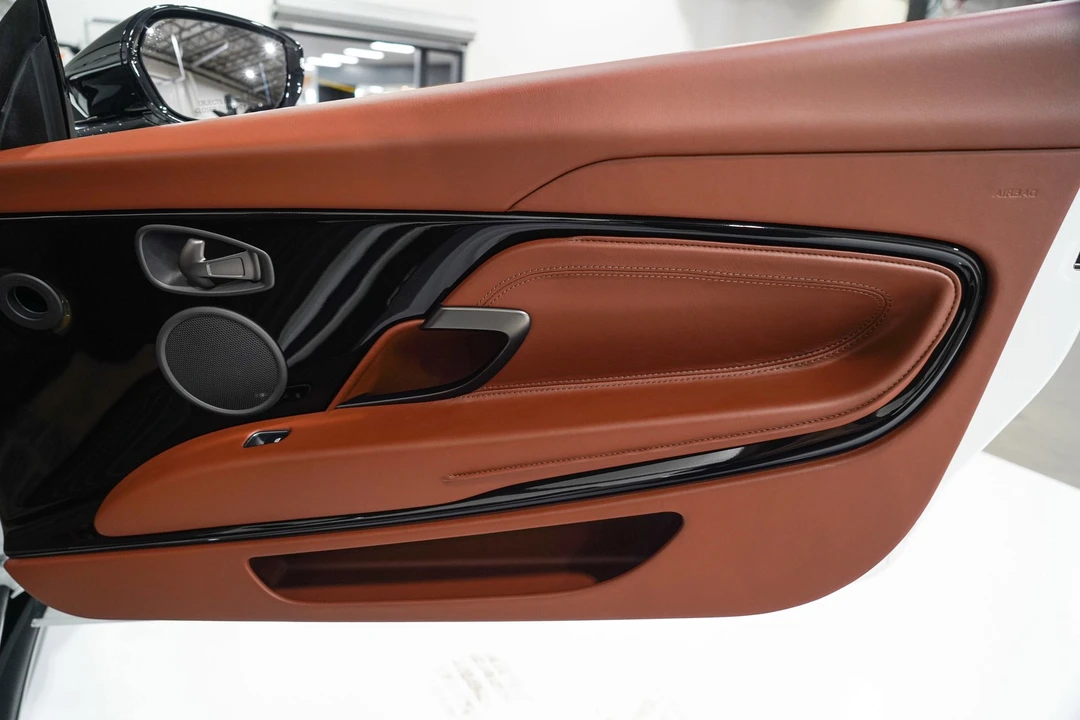 2020 Aston Martin DB11 - Image 20 of 31
