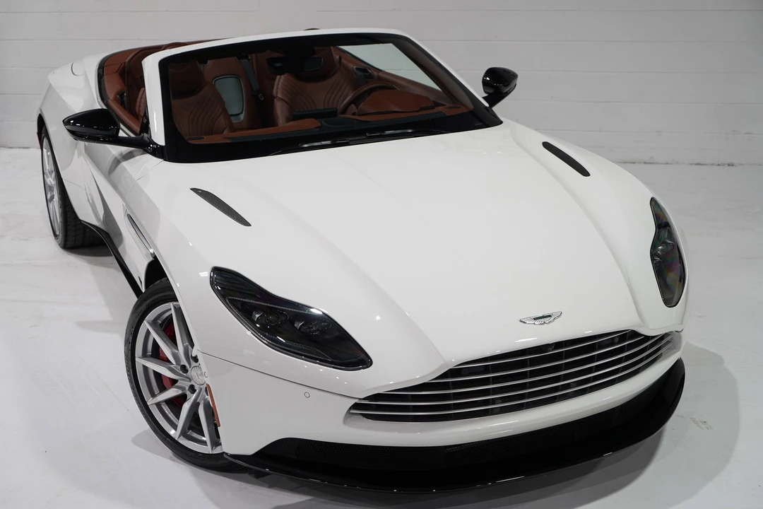 2020 Aston Martin DB11 - Image 28 of 31