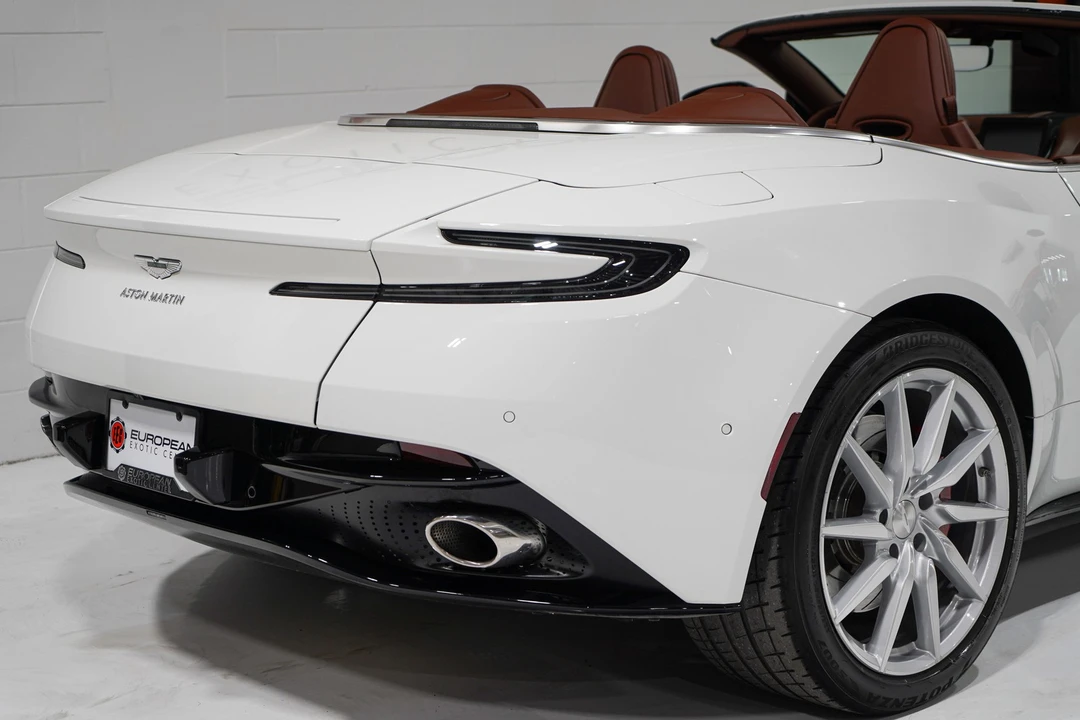 2020 Aston Martin DB11 - Image 24 of 31