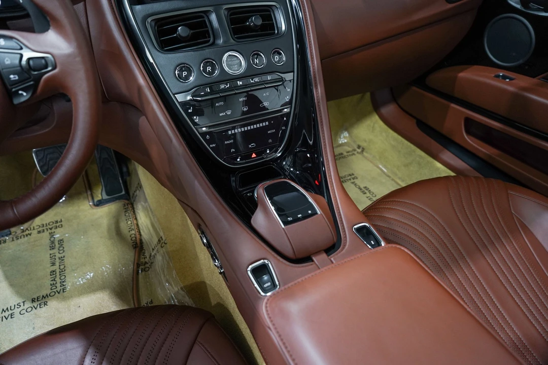2020 Aston Martin DB11 - Image 13 of 31