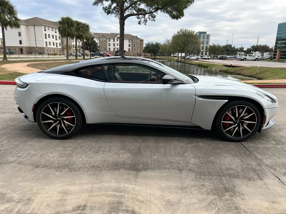 2020 Aston Martin DB11 V8 - Image 7 of 20