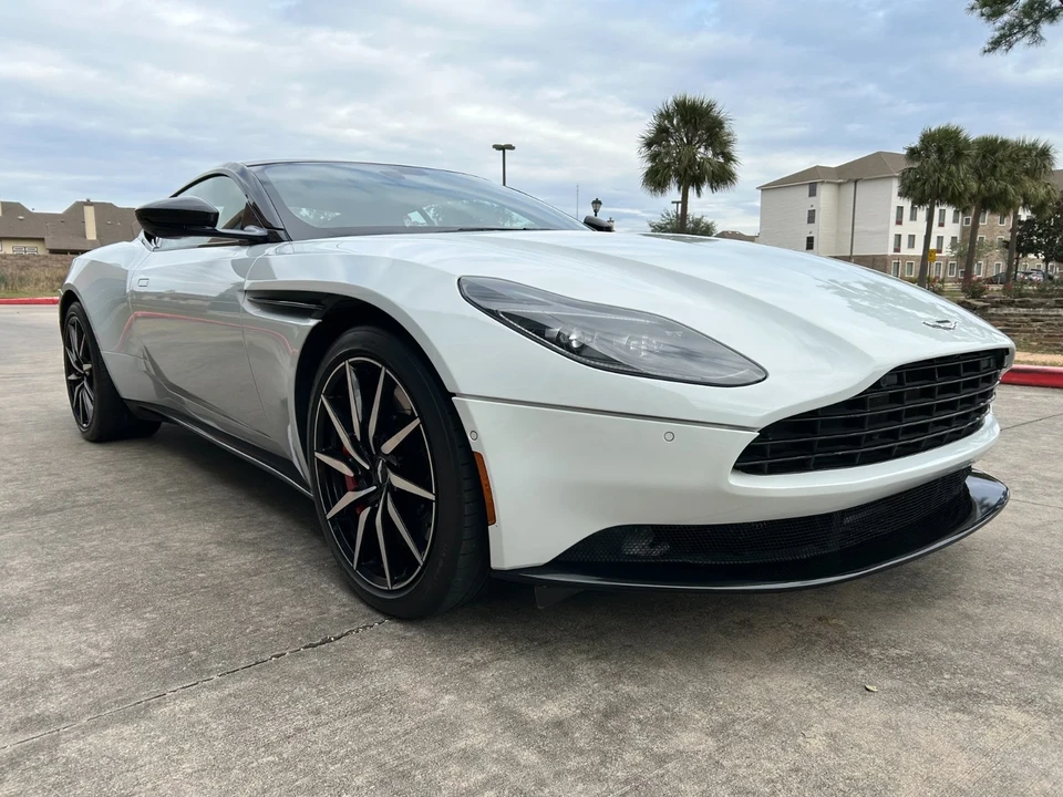 2020 Aston Martin DB11 V8 - Image 5 of 20