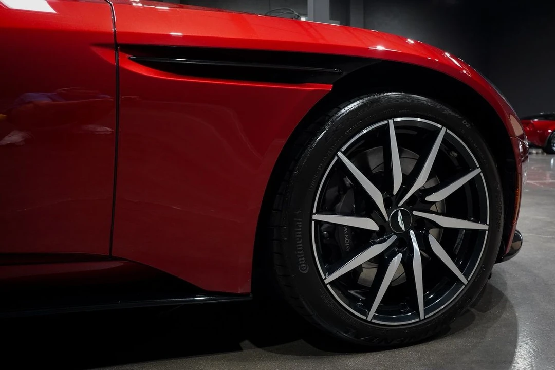 2020 Aston Martin DB11 V8 - Image 22 of 31