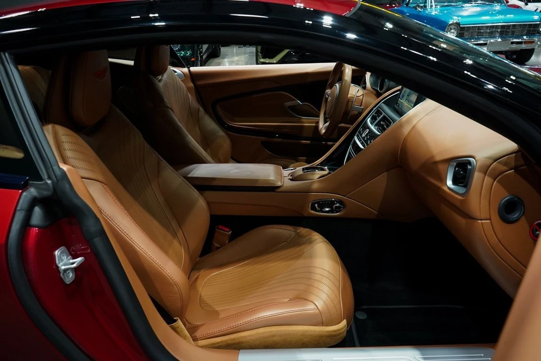 2020 Aston Martin DB11 V8 - Image 31 of 31