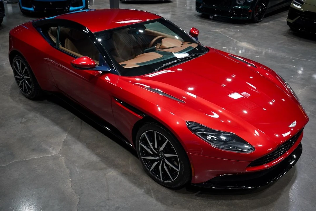 2020 Aston Martin DB11 V8 - Image 17 of 31