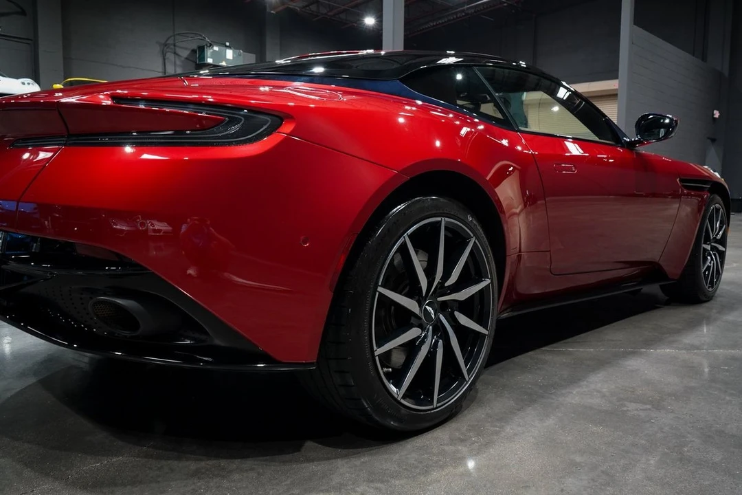 2020 Aston Martin DB11 V8 - Image 25 of 31