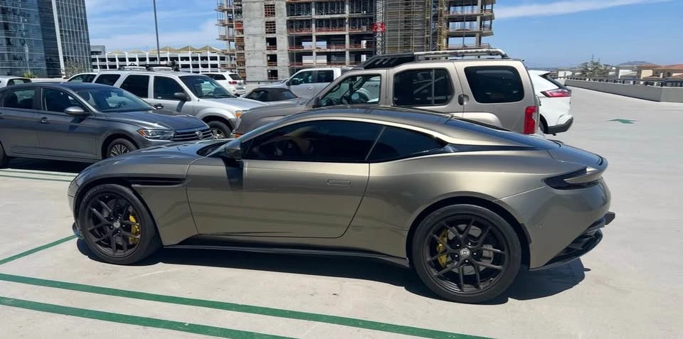 2020 Aston Martin DB11 V8 - Image 13 of 16